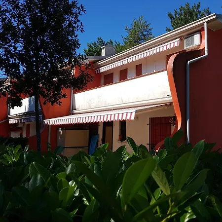 Adriella Apartamento *