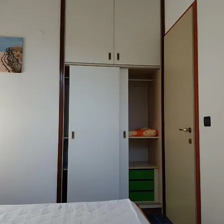 Adriella Apartamento *